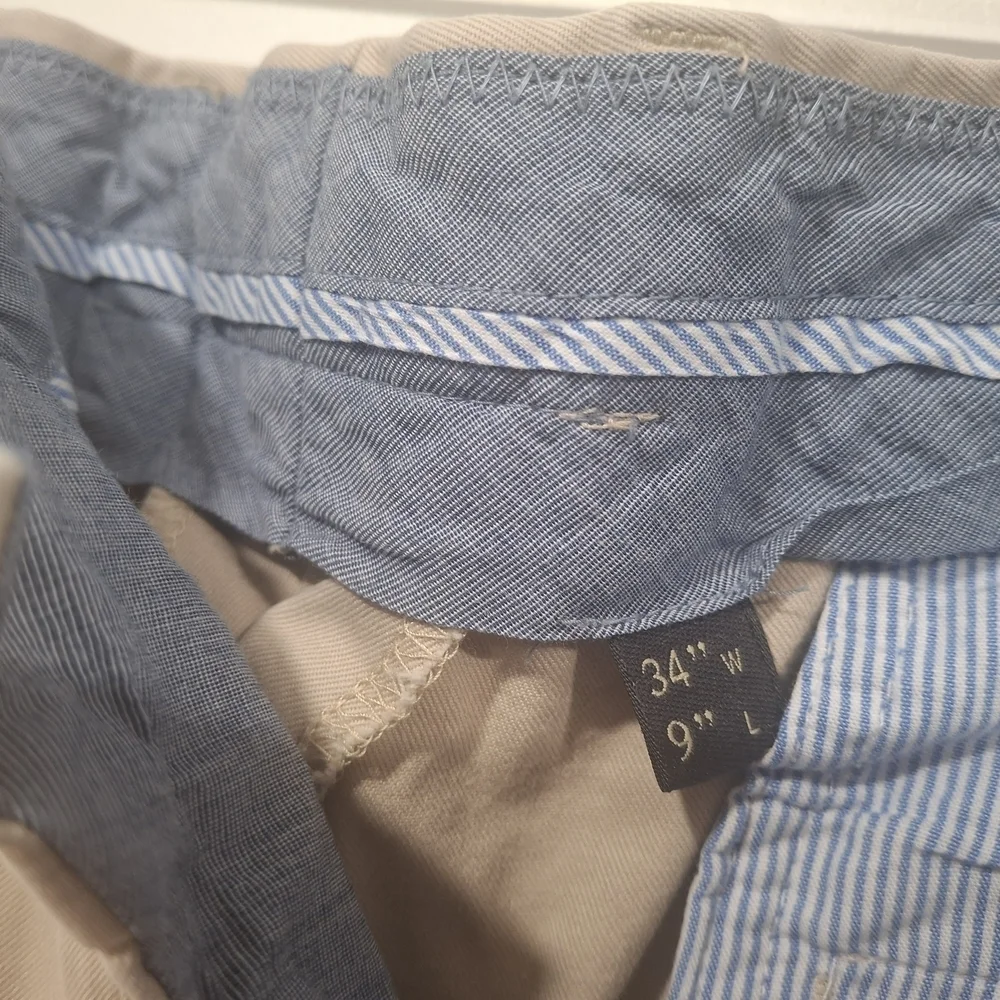 J .CREW BOWERY Men's Tan Shorts.